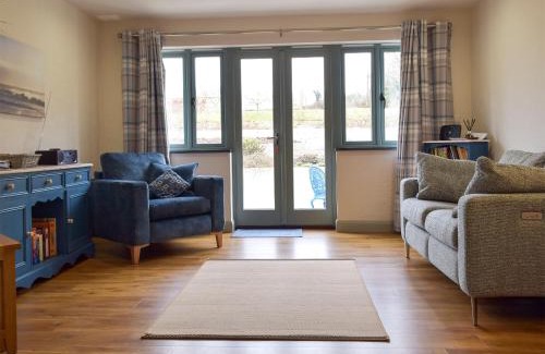 Dwrbach House | East Barn - Uk31836