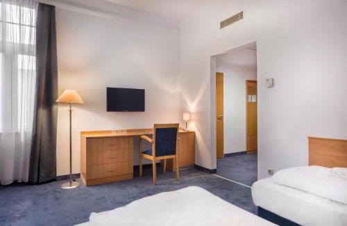 Kerepesdulo Hotel | East City Budapest