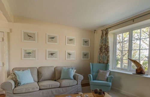 Weymouth Cottage | EAST COTTAGE, pet friendly, character holiday cottage in Weymouth
