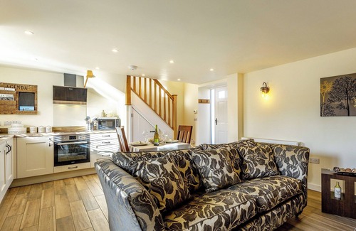 Highbridge Cottage | East Cottage - UKC4432