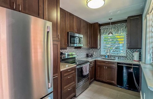 Cotton Valley Apartment | East End Oasis - Hidden Gem 3BR/2BA w/Ocean Views