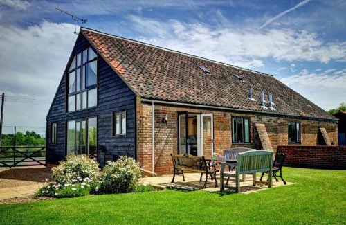 Saxmundham House | East Green Farm Cottages - The Hayloft