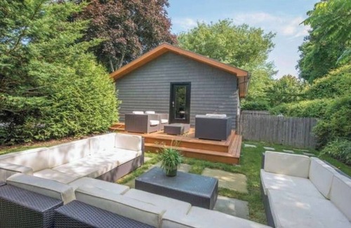 East Hampton North House | East Hampton (walking distance to village)