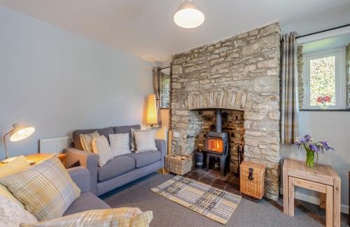 Llandysul House | East Llwyn - Uk41756