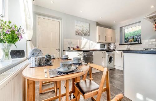 Llandysul House | East Llwyn - Uk41756