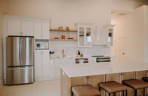 Madison Hotel | East Main Lofts