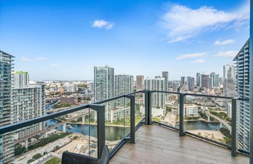 Brickell Hotel | EAST Miami