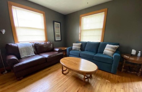 Ironwood House | East Midland Manor - Close to trails and skiing!