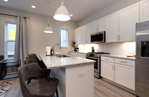 Talbot's Corner House | East Nash Double - 26 Beds Booking Fast