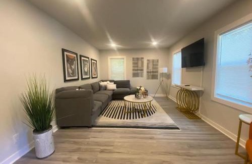 East Point House | East Point Atlanta - Spacious 5BR Retreat!