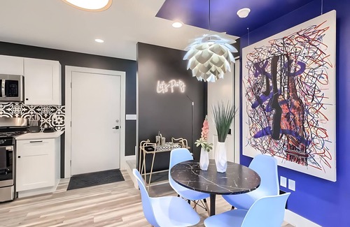 East Cesar Chavez House | East Side Masterpiece
