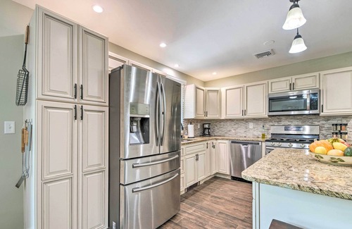 East Stroudsburg House | East Stroudsburg Home w/Fire Pit & Private Pond