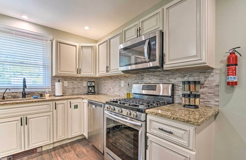 East Stroudsburg House | East Stroudsburg Home w/Fire Pit & Private Pond