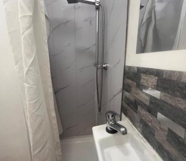 Tower Hamlets House | East Suite
