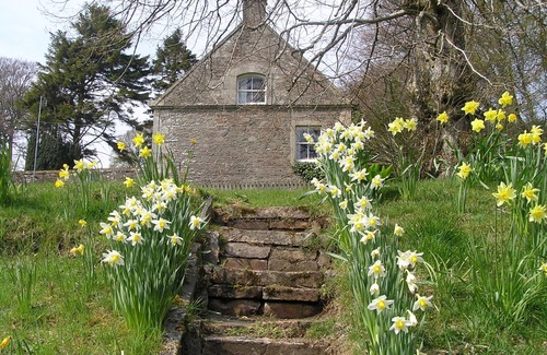 Biggar Cottage | East Twin, Carmichael Country Cottages. Pets welcome.