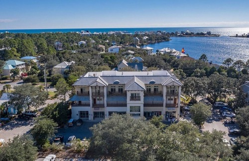 Seagrove Beach Condo | Eastern Lake Village #E - Just 4 Fun