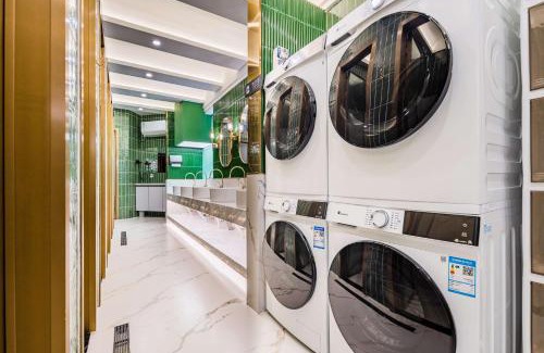 Jing'an Hotel | Eastern Paris Girls' Youth Hotel
