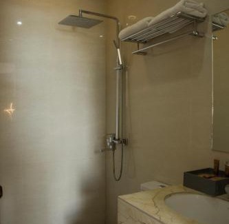 Cebu Hotel | Eastland Hotel And Residences