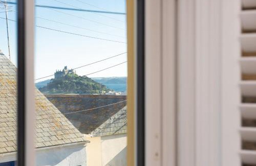 Marazion House | Eastleigh Cottage, Marazion