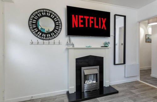 Southsea Apartment | Eastney Escape