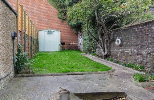 Southsea Apartment | Eastney Escape