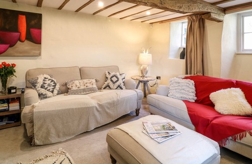 Heligan Cottage | EASTON COTTAGE, pet friendly, luxury holiday cottage in Chagford