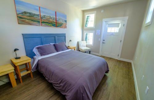 Bishop House | Eastside Guesthouse and Bivy
