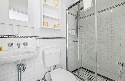 Leura Hotel | Eastview Estate