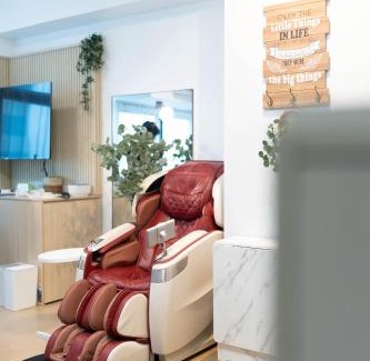 Bagumbayan Apartment | Eastwood LeGrand 3 with Ogawa MasterdrivePlus, No Pets Allowed