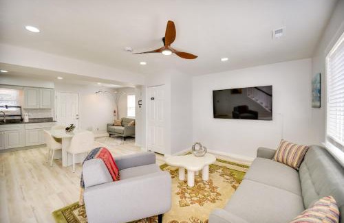 East Ocean View House | Easy Beach Access Duplex half Mi to Chesapeake Bay