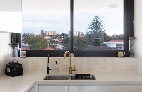 Tamarama Apartment | Easy Breezy, Tamarama IH