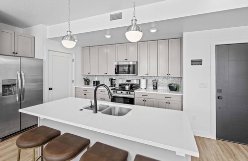 St. George Condo | Easy Escape Stay for 8