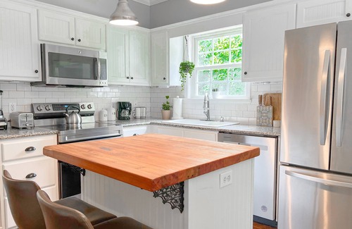 Richmond Hill House | Easy I-95 Access, BBQ, Near Ft Stewart, Outlets