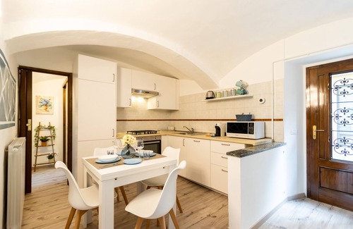 Baveno Apartment | [Easy Lake] Baveno Apartment 100m from the lake. Free Wi-Fi