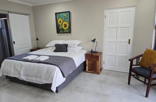 George House | Easy Stay Guesthouse George