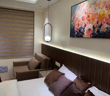 Jaypee Greens Apartment | Easy Stayz - Comfy stays in Greater Noida near Expo Mart
