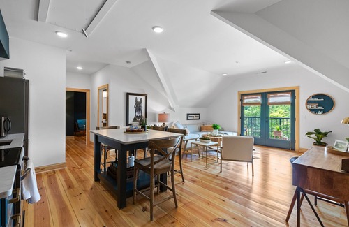 Northside Apartment | Easy Walk to Frazier Ave, Walnut St. Bridge and Coolidge Park
