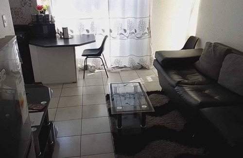 Sandown Apartment | Easy Walk To Mall Central Sandton Apartment