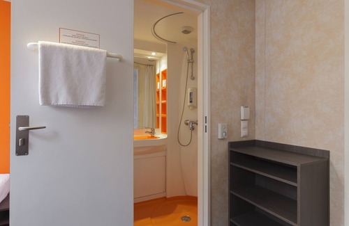 Terezvaros Hotel | easyHotel Budapest Oktogon