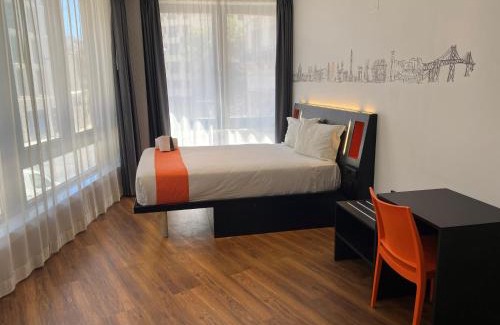 Lisbon Old Town Hotel | easyHotel Lisbon