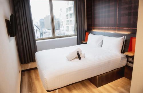 Aubervilliers Hotel | easyHotel Paris Nord Aubervilliers