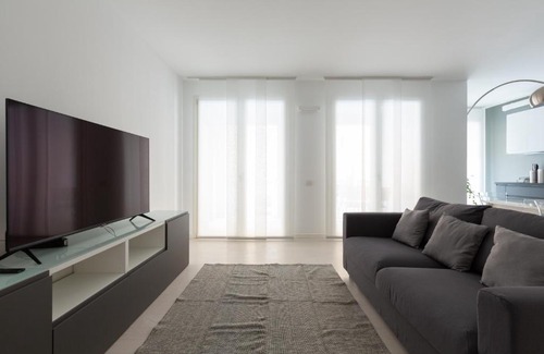 Varesine Apartment | EasyTopStay - Porta Nuova Bright and Roomy Flat
