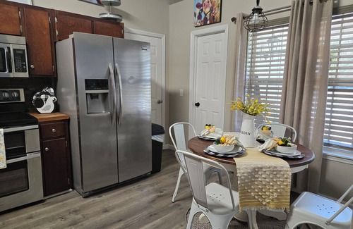 Pooler House | Eat, sleep, relax in Pooler