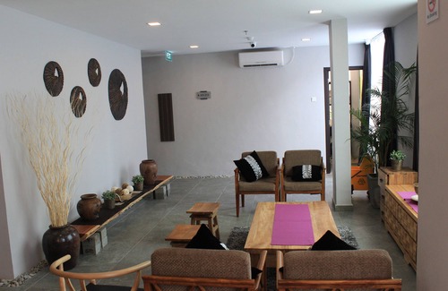 Lubuk Baja Hotel | Eatern Hotel