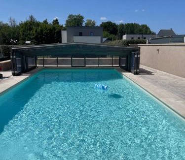 Mettet House | Eau caillou