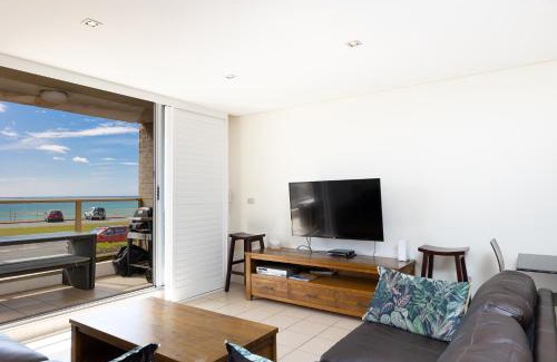 Forster Apartment | Ebbtide, Unit 04, 2-6 North Street
