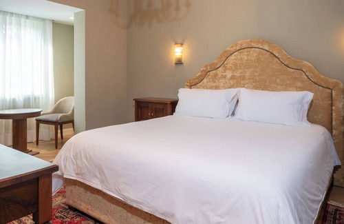 Tirana Hotel | Ebel Boutique Hotel