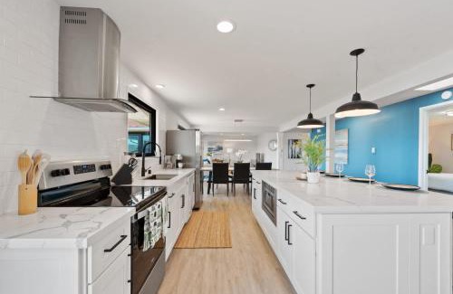 Oak Harbor House | Ebey Landing Ocean View Retreat on Whidbey Island