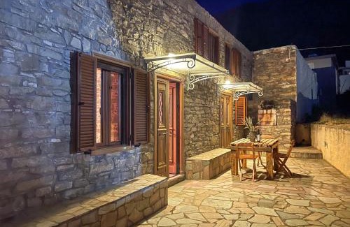 Embonas House | Echo Traditional House - Ηχώ Παραδοσιακό Σπίτι