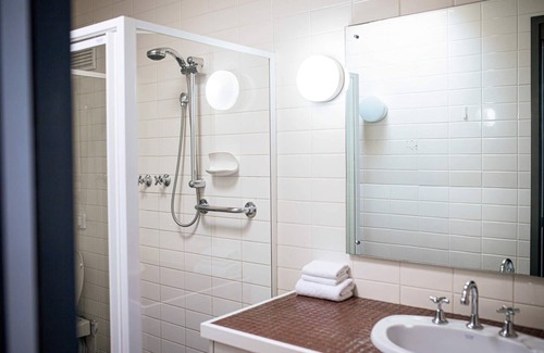 Echuca Hotel | Echuca Nirebo Motel